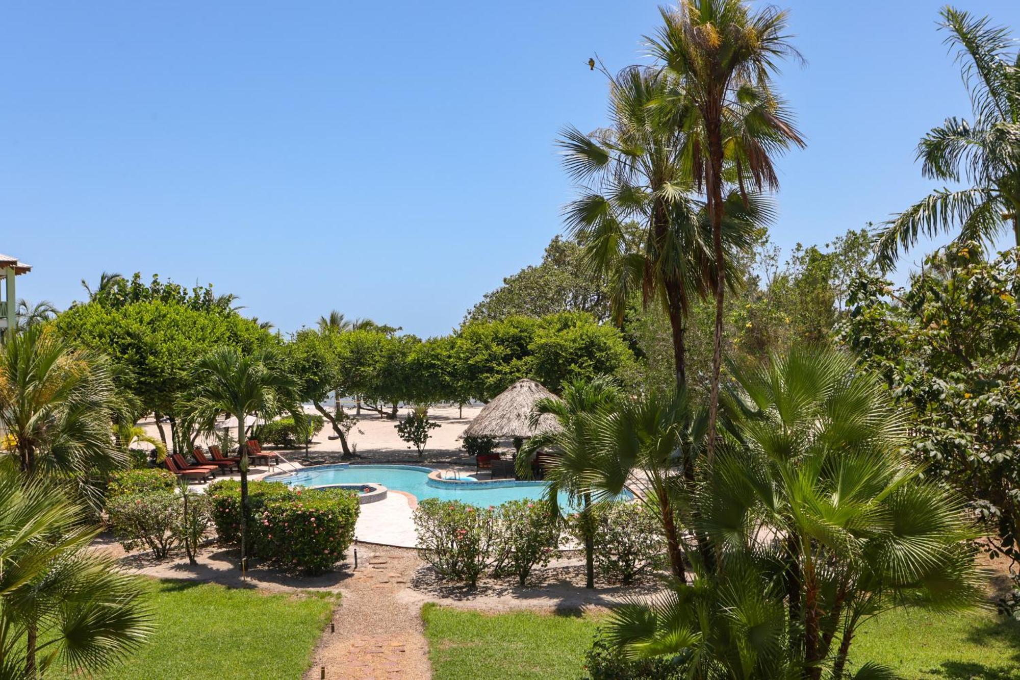 The Villas At Cocoplum Placencia Экстерьер фото